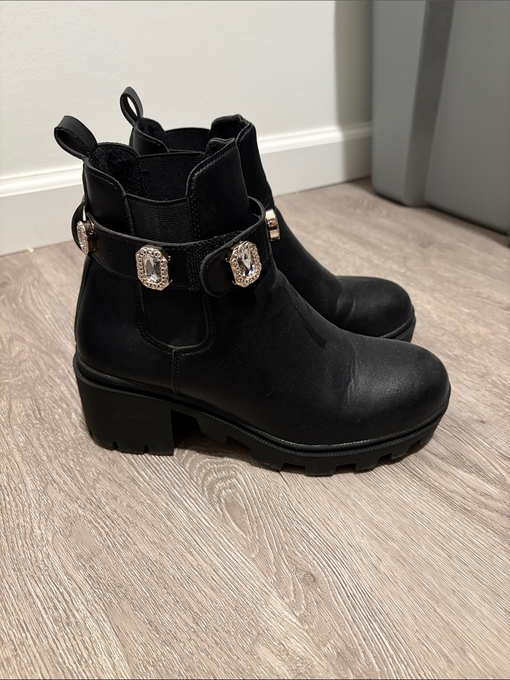 Black Women's Chunky Heel Ankle Boots with Jewel Strap